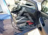 2012 Toyota PRIUS фото