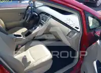 2012 Toyota PRIUS фото
