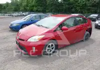 2012 Toyota PRIUS фото
