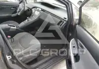 2012 Toyota PRIUS фото