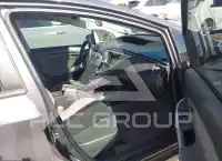 2012 Toyota PRIUS фото