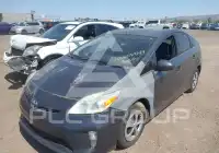 2012 Toyota PRIUS photo