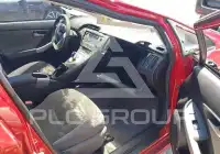 2012 Toyota PRIUS фото