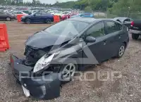 2012 Toyota PRIUS фото