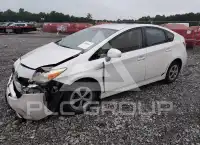 2012 Toyota PRIUS фото