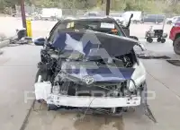 2012 Toyota PRIUS фото