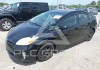 2012 Toyota PRIUS фото