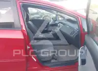 2012 Toyota PRIUS фото