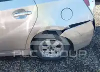 2012 Toyota PRIUS фото