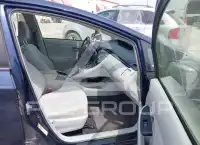 2012 Toyota PRIUS фото
