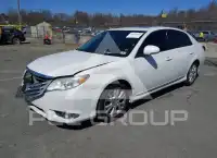 2012 Toyota AVALON photo
