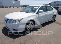2012 Toyota AVALON photo