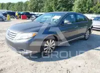 2012 Toyota AVALON фото
