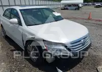 2012 Toyota AVALON photo