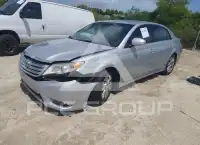 2012 Toyota AVALON фото