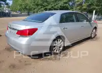 2012 Toyota AVALON photo