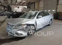2012 Toyota AVALON фото