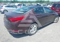 2012 KIA Optima photo