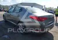 2012 KIA Optima фото