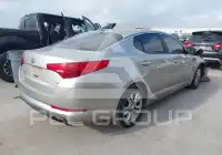 2012 KIA Optima photo