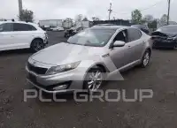 2012 KIA Optima photo