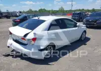 2012 KIA Forte фото