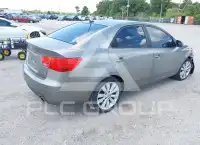 2012 KIA Forte фото