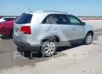 2012 KIA Sorento photo