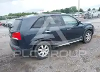 2012 KIA Sorento photo
