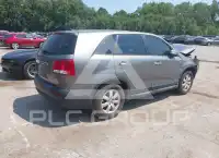 2012 KIA Sorento фото