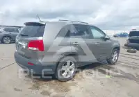 2012 KIA Sorento photo