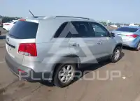 2012 KIA Sorento фото