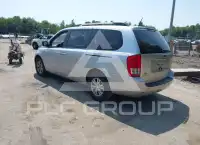 2012 KIA Sedona photo