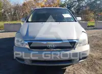 2012 KIA Sedona фото