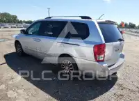2012 KIA Sedona photo