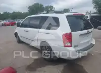 2012 KIA Sedona photo