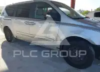 2012 KIA Sedona фото