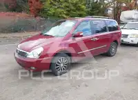 2012 KIA Sedona фото
