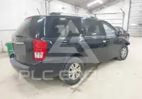 2012 KIA Sedona photo