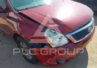 2012 KIA Sedona photo