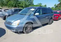2012 KIA Sedona фото