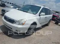 2012 KIA Sedona фото
