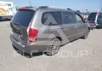 2012 KIA Sedona фото