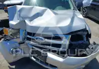 2012 Ford ESCAPE photo