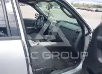 2012 Ford ESCAPE photo