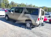 2012 Ford E-350 фото