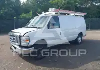 2012 Ford E-350 фото