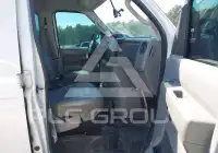 2012 Ford E-350 фото