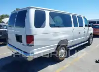 2012 Ford E-350 фото