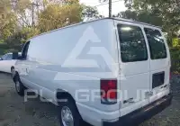 2012 Ford E-150 фото